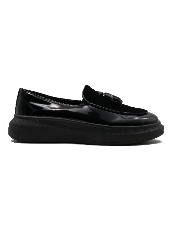 SHINY TASSEL LOAFERS