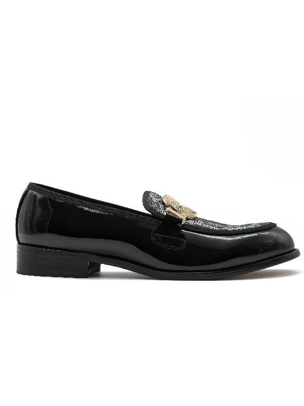 BLACK PATENT LEATHER LOAFERS GOLD BUCKLE