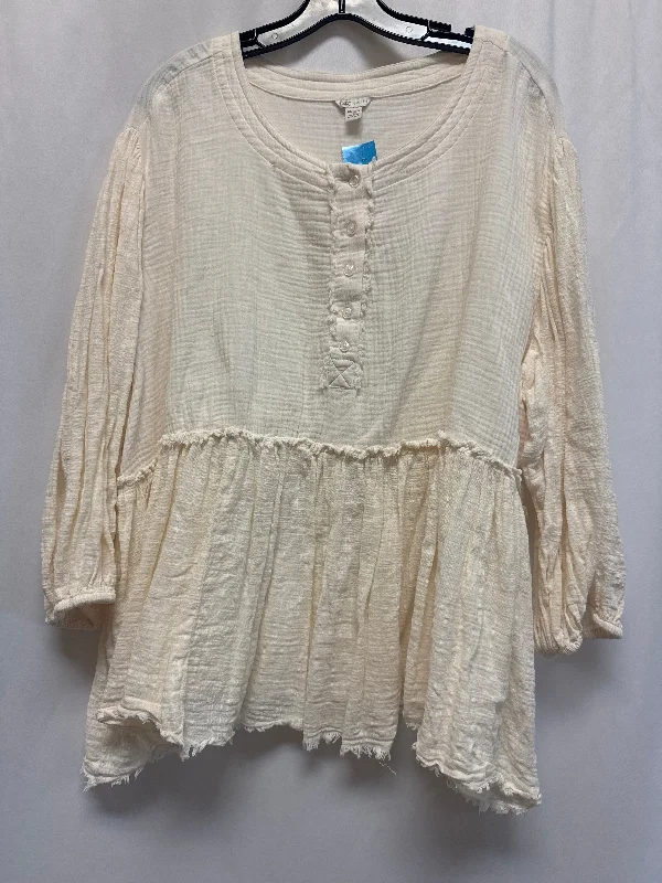 Top 3/4 Sleeve By Cato In Cream, Size: 1x