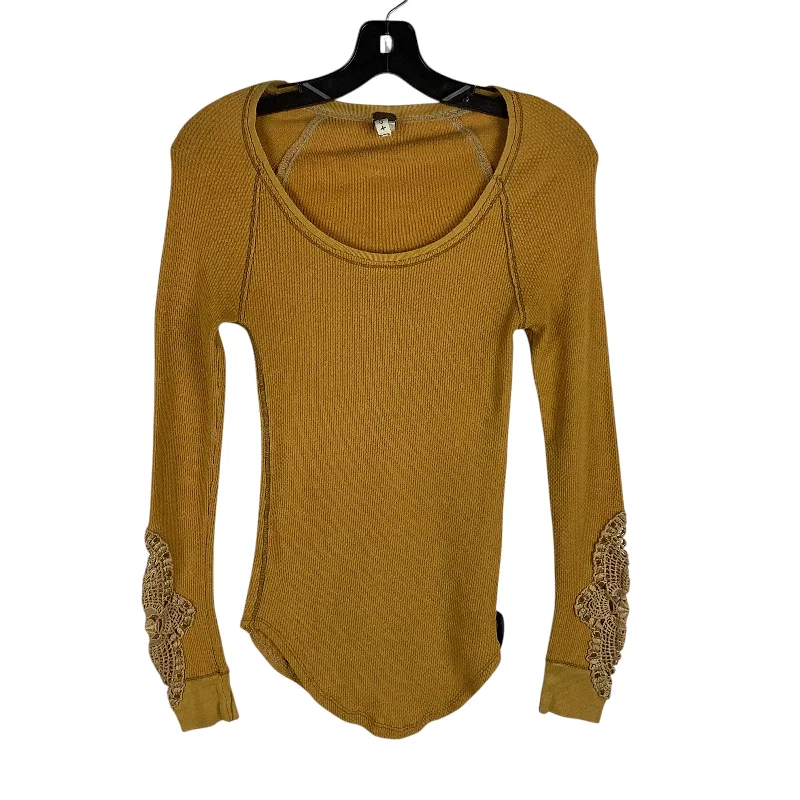 Top Long Sleeve By We The Free In Yellow, Size: S