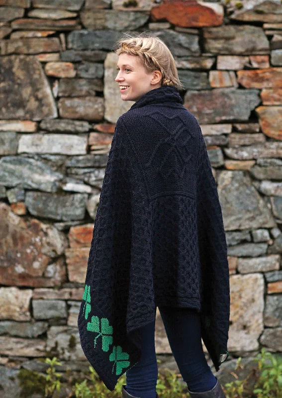 Aran Shamrock Blanket | Navy