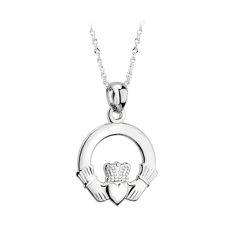 14k White Gold Claddagh Necklace